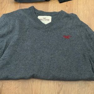 Hollister sweater
